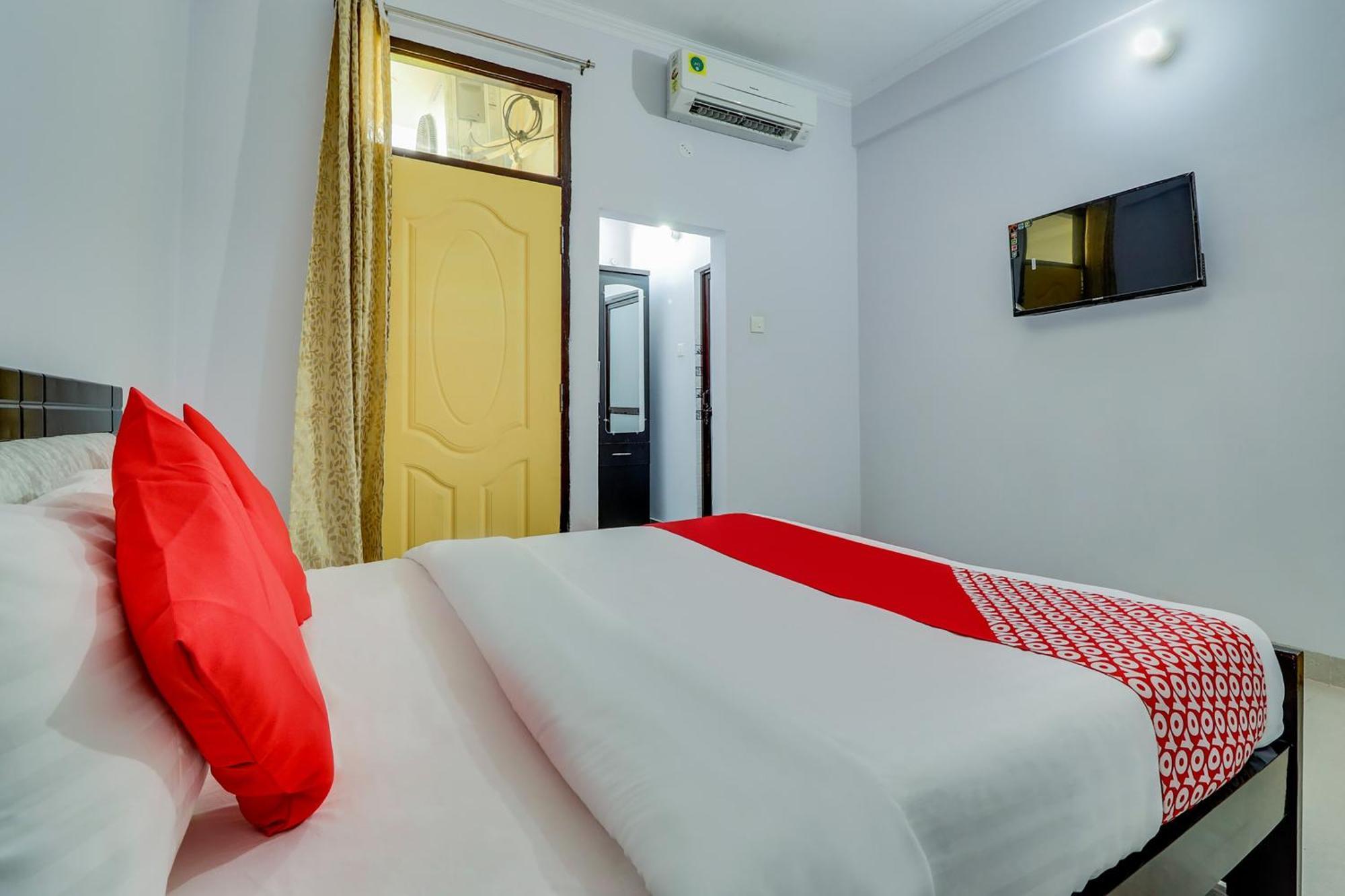 Hotel O Vgs Chinhat Bagian luar foto