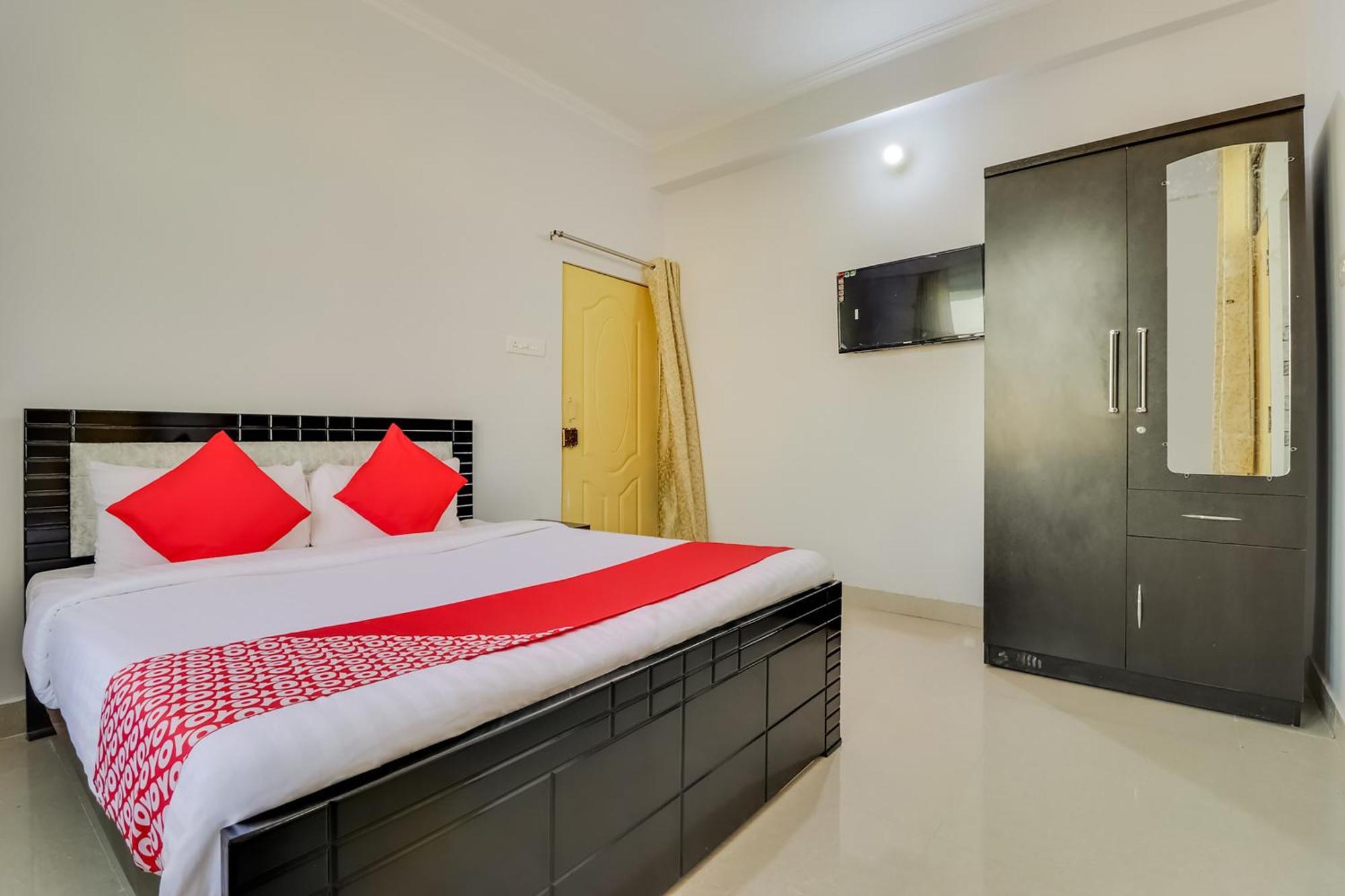 Hotel O Vgs Chinhat Bagian luar foto